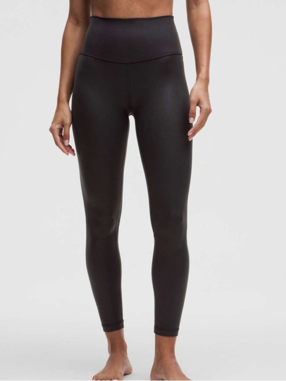 Lululemon Align High-Rise Pant 25"
Shimmer Luxe Shine Foil Black size 10